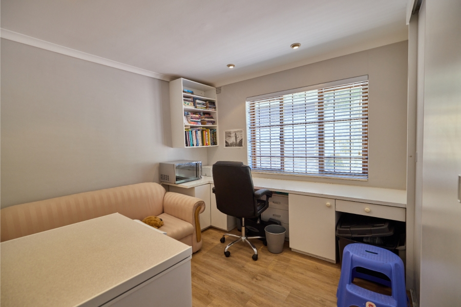 4 Bedroom Property for Sale in Fish Hoek Western Cape